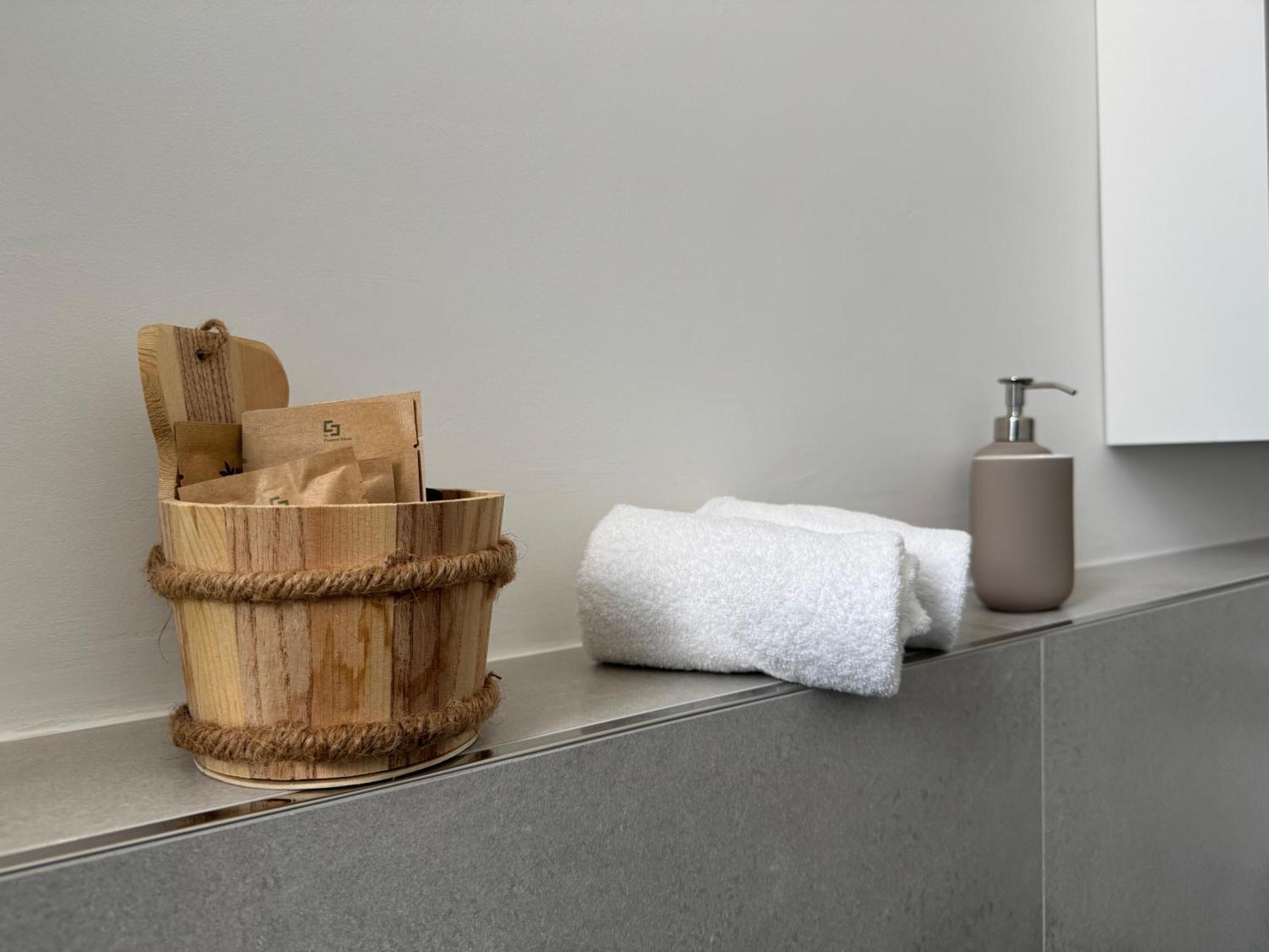 Cozy Loft Baia Del Re - Navigli Lägenhet Milano Exteriör bild